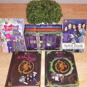 Descendants Book Bundle